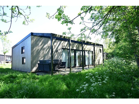 Einfamilienhaus kaufen in Zwartewaal, 440 m² Grundstück, 61 m² Wohnfläche, 4 Zimmer