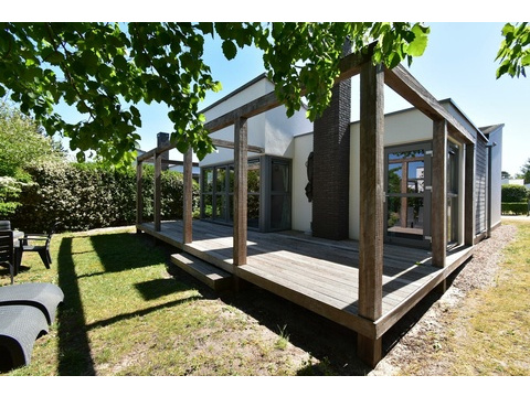 modernes-design-ferienhaus-ouddorp-zuiderduyn-14-recreatieadviseurs-vakantiehuistekoop-nl.jpg