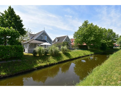 Exklusives-Ferienhaus-am-Grevelinger-Meer-Summio-Park-Aquadelta-Bruinisse005