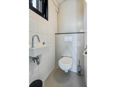 badezimmer-ferienhaus-brielle.jpg04
