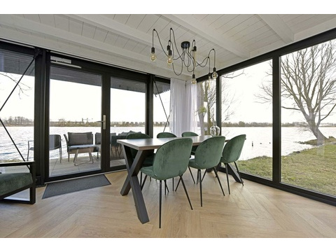 ferienhaus-kaufen-am-Wasser-brielle-021