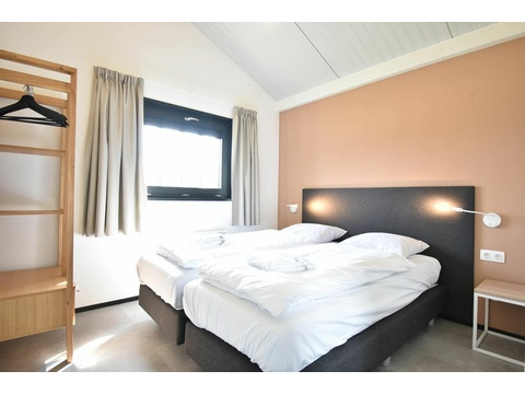 Ferienhaus-zu-verkaufen-Lakeside-Resort-Brielle 004
