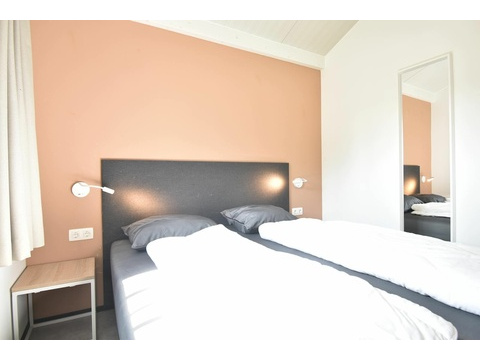 Ferienhaus-zu-verkaufen-Lakeside-Resort-Brielle 021