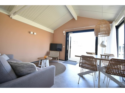 Ferienhaus-zu-verkaufen-Lakeside-Resort-Brielle 003