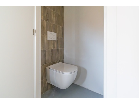 kaufen-freistehendes-ferienhaus-noordwelle-zweite-toilette-obergeschoss-recreatieadviseurs...