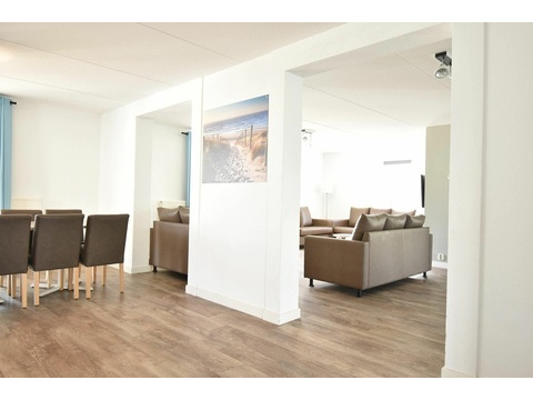 ferienhaus-wohnzimmer-kap-helius-modernes-interieur07