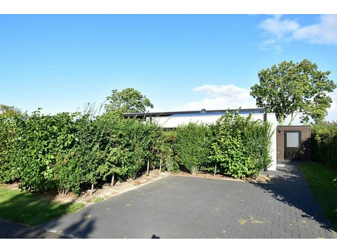 ferienhaus-kaufen-herkingen-modern-terrasse07