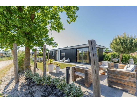 Einfamilienhaus kaufen in Burgh-Haamstede, mit Stellplatz, 336 m² Grundstück, 53 m² Wohnfläche, 3 Zimmer