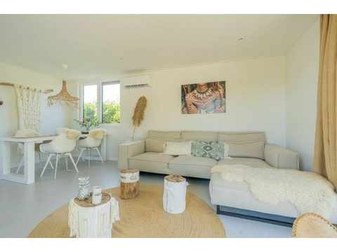 Wohnzimmer Chalet Schouwen Duin Schiebetür Garten Südlage Ibiza-Stil005