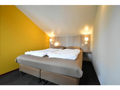 Eckhaus Duinresort Dunimar Hauptschlafzimmer01