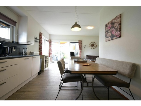 Haus Ouddorp Wohnzimmer Garten Zugang Wintergarten Offenes Dach Strand02