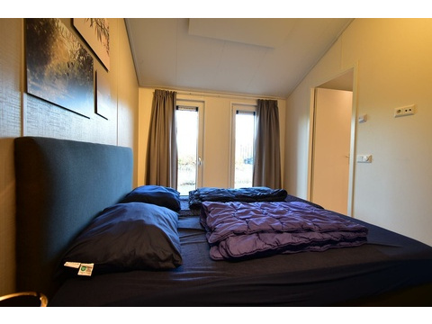 chalet-kaufen-europarcs-kaatsheuvel-schlafzimmer-fenster-2025