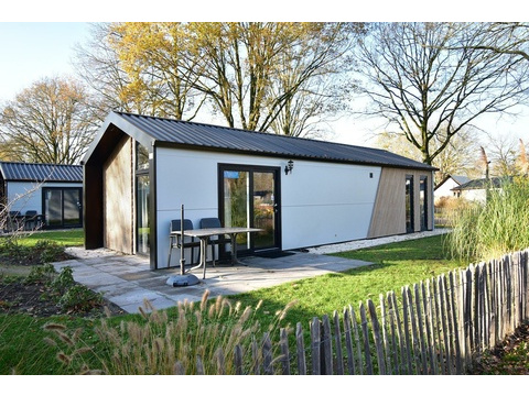 Einfamilienhaus kaufen in Kaatsheuvel, 302 m² Grundstück, 47 m² Wohnfläche, 3 Zimmer