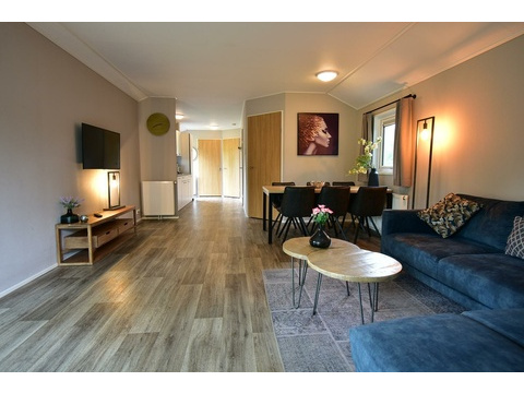 kaufen-chalet-biddinghuizen-offene-kueche-recreatieadviseurs-vakantiehuistekoop-nl.jpg