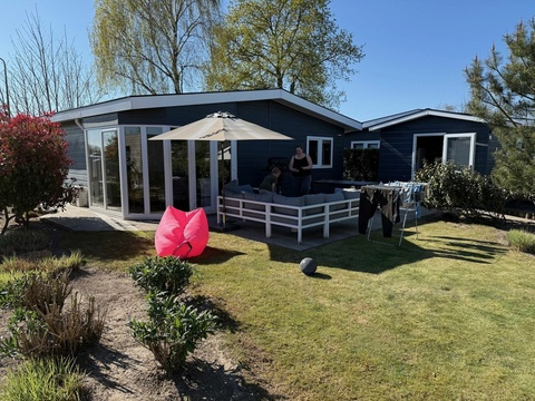 Einfamilienhaus kaufen in Nunspeet, 260 m² Grundstück, 65 m² Wohnfläche, 4 Zimmer