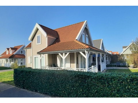 kaufen-ferienhaus-bruinisse-veranda-garten-recreatieadviseurs-vakantiehuistekoop-nl.jpg