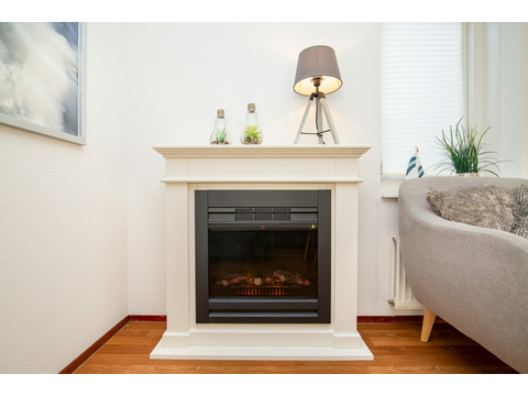 moderner-elektrischer-kamin-interieur-lxry-property.jpg