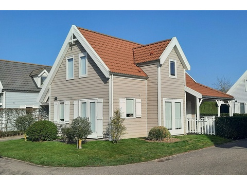 Einfamilienhaus kaufen in Bruinisse, mit Stellplatz, 266 m² Grundstück, 86 m² Wohnfläche, 4 Zimmer