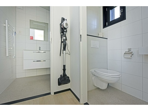 kaufen-meadow-brielle-separates-wc-sanitaer-recreatieadviseurs-vakantiehuistekoop-nl.jpg