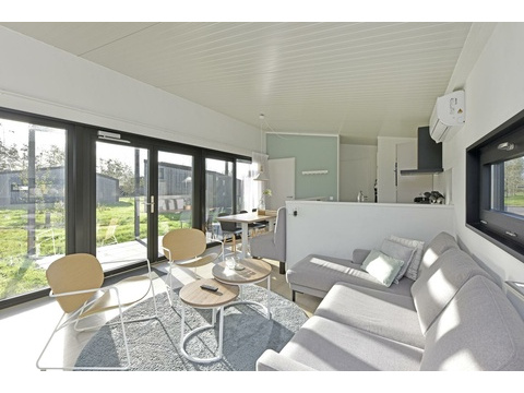 kopen-meadow-brielle-interieur-woonkamer-keuken-recreatieadviseurs-vakantiehuistekoop-nl.jpg