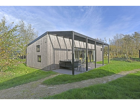kaufen-meadow-brielle-terrasse-lounge-veranda-recreatieadviseurs-vakantiehuistekoop-nl.jpg