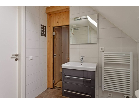 luxus-wellness-ferienhaus-wolphaartsdijk-private-sauna-recreatieadviseurs-vakantiehuistekoop-nl...