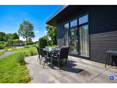 kopen-vrijstaande-vakantiewoning-lith-buitenterras-tuinset-recreatieadviseurs-vakantiehuistekoop-nl...