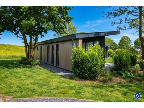 kaufen-freistehendes-ferienhaus-lith-aussenansicht-architektur-recreatieadviseurs...