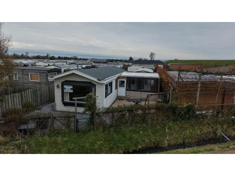 Einfamilienhaus kaufen in Stavenisse, 198 m² Grundstück, 72 m² Wohnfläche, 3 Zimmer