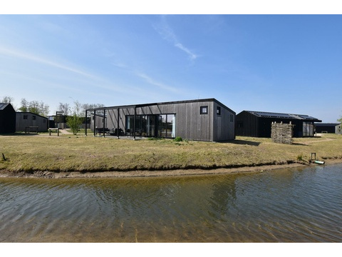 Einfamilienhaus kaufen in Zwartewaal, 460 m² Grundstück, 52 m² Wohnfläche, 4 Zimmer