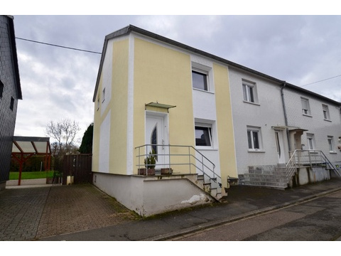 Reiheneckhaus kaufen in Völklingen, mit Stellplatz, 176 m² Grundstück, 70 m² Wohnfläche, 3 Zimmer