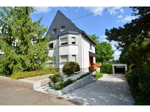 Zweifamilienhaus kaufen in Saarbrücken, mit Garage, mit Stellplatz, 2.880 m² Grundstück, 170 m² Wohnfläche, 7 Zimmer