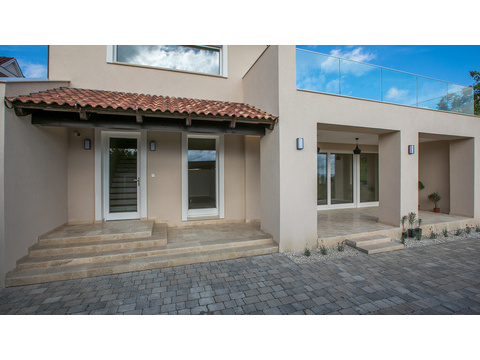 Einfamilienhaus kaufen in Balatongyörök, 1.980 m² Grundstück, 287 m² Wohnfläche