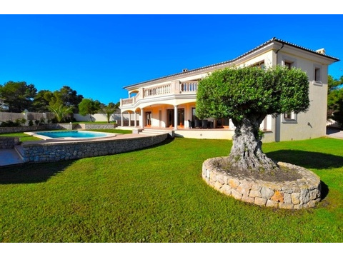 Villa kaufen in Sol de Mallorca, 1.726 m² Grundstück, 539 m² Wohnfläche