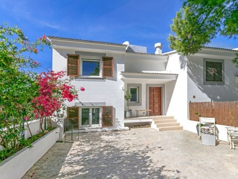 Reihenhaus kaufen in Santa Ponsa, 175 m² Wohnfläche, 5 Zimmer