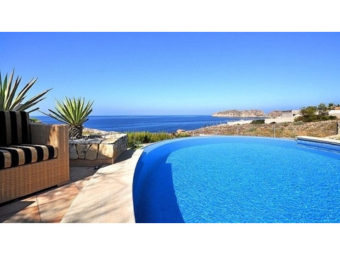 Villa mieten in Santa Ponsa, 1.486 m² Grundstück, 420 m² Wohnfläche