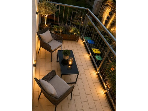 Balkon OG