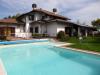 Villa kaufen in Cermenate, 2.000 m² Grundstück, 300 m² Wohnfläche, 12 Zimmer