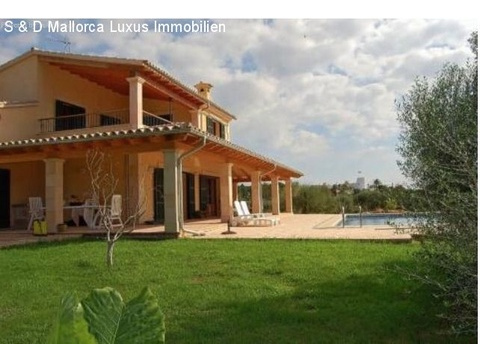 Haus kaufen in Ses Salines, 8.000 m² Grundstück, 360 m² Wohnfläche, 5 Zimmer