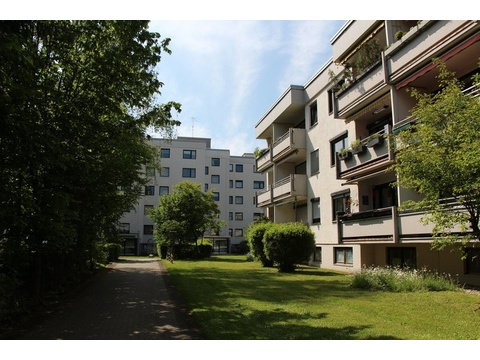 Etagenwohnung kaufen in München, mit Garage, 94,14 m² Wohnfläche, 4 Zimmer