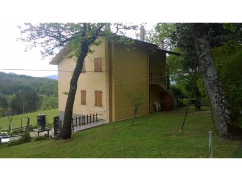 Zweifamilienhaus kaufen, mit Garage, mit Stellplatz, 225 m² Grundstück, 225 m² Wohnfläche, 9 Zimmer