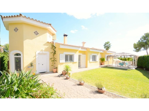 Villa kaufen in Calvià, mit Stellplatz, 850 m² Grundstück, 420 m² Wohnfläche, 10 Zimmer