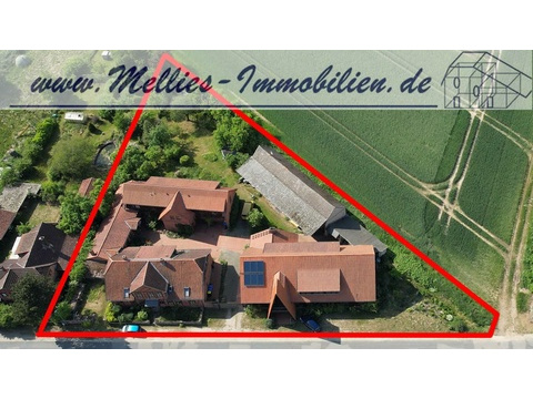 Landhaus kaufen in Bergen an der Dumme, 2.655 m² Grundstück, 980 m² Wohnfläche, 20 Zimmer