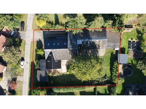 Haus kaufen in Bergen an der Dumme, 1.393 m² Grundstück, 2.600 m² Wohnfläche, 10 Zimmer
