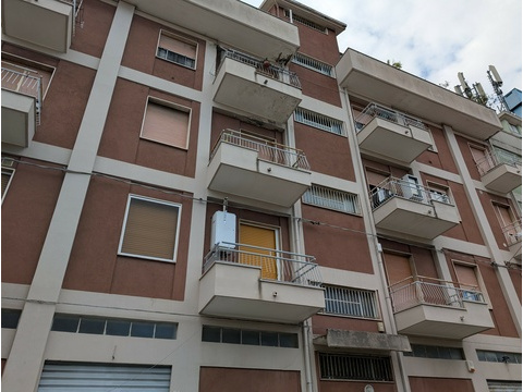 Etagenwohnung kaufen in Pescara, 3 Zimmer