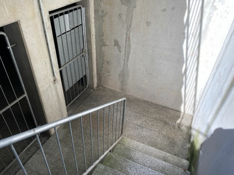 Zugang zur Tiefgarage