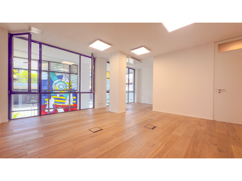 Bürofläche mieten, pachten in Krefeld, 141,9 m² Bürofläche, 2 Zimmer
