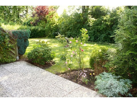 Terasse und Gartenblick