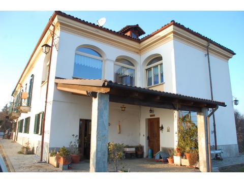 Villa kaufen in Acqui Terme, 260 m² Grundstück, 260 m² Wohnfläche, 13 Zimmer