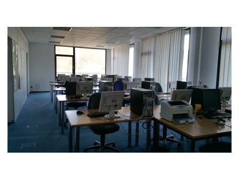 Bürohaus mieten, pachten in Sulzbach/Saar, 195 m² Bürofläche